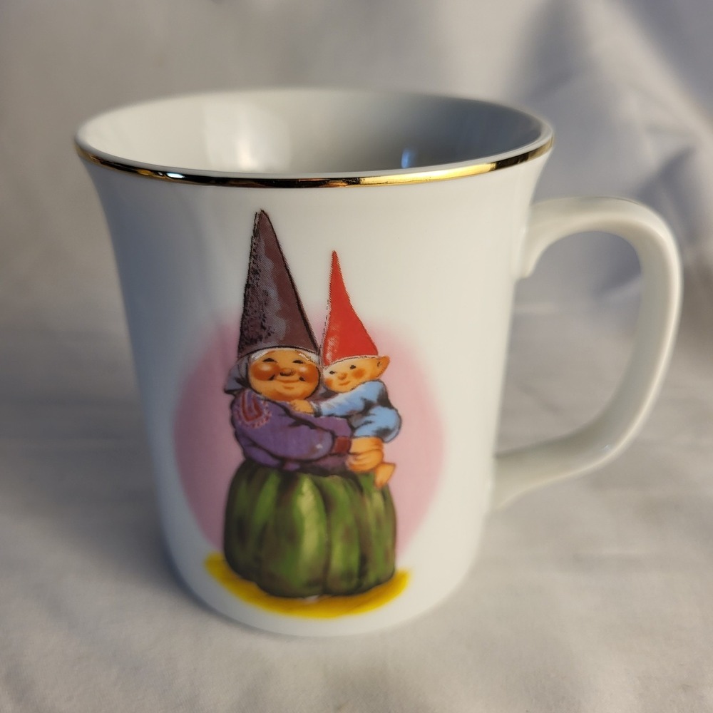 Vintage 6 oz Mama Gnome Mug Rien Pourtvliet Gold Rim Coffee Cup Mug